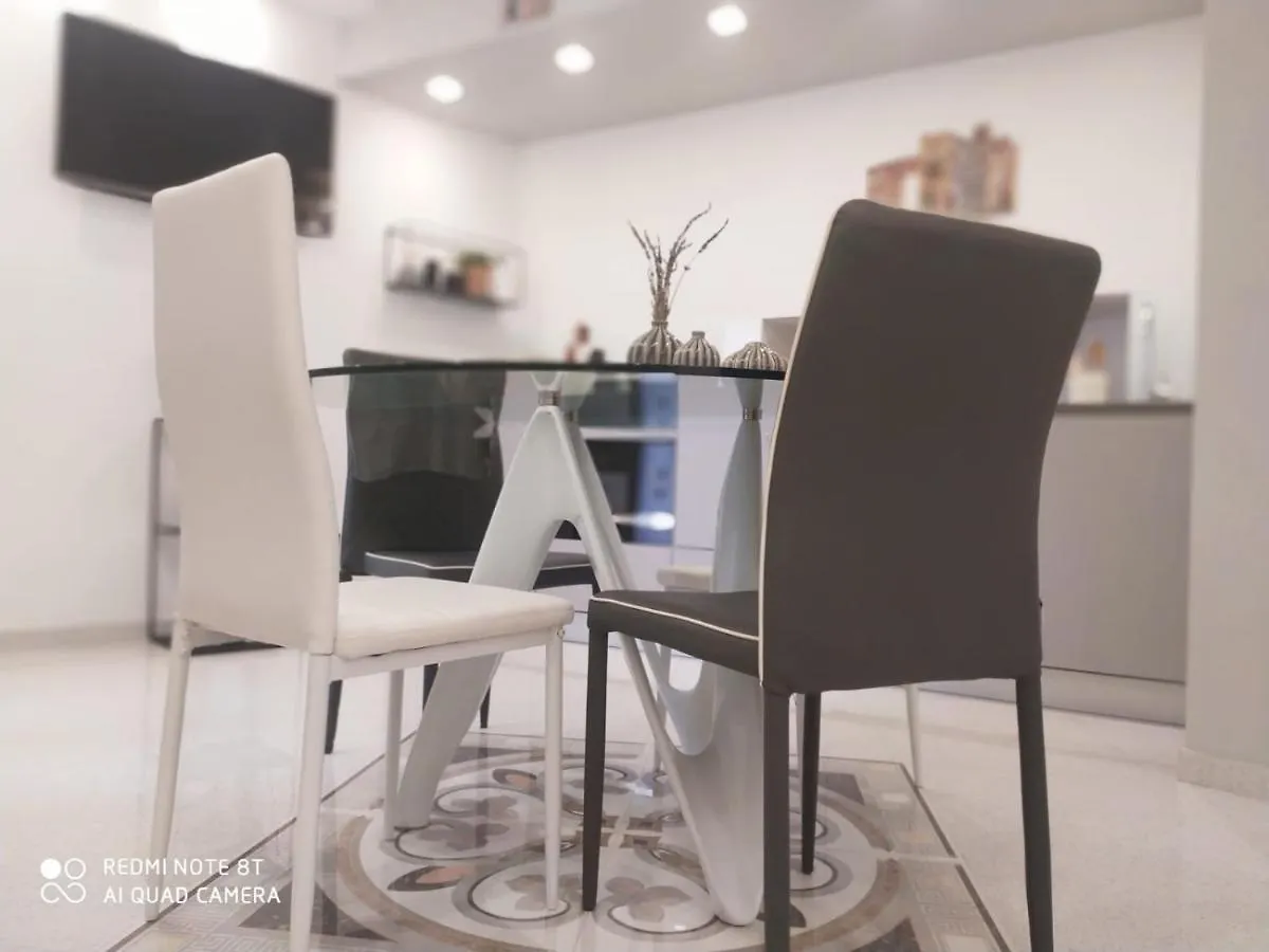 Vernazza Luxury Apartment