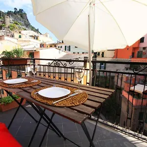  Appartement Diara, La Casa A Colori Con Terrazzo